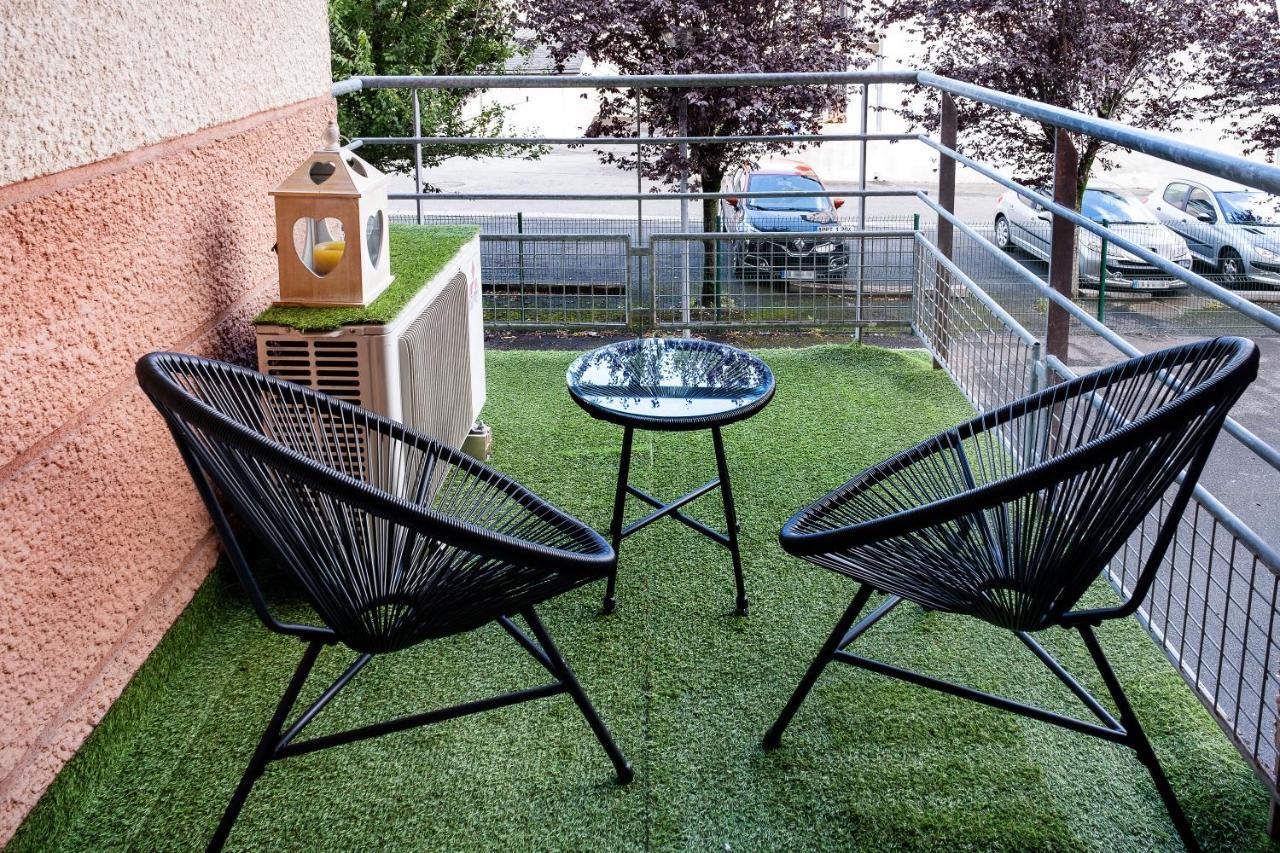Appart. T 1 Bis, Centre Ville, Entierement Renove Lourdes Bagian luar foto